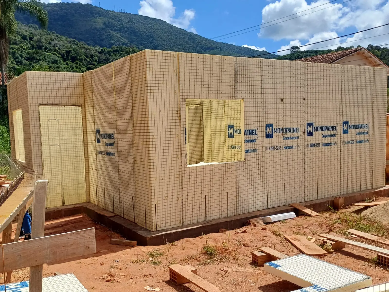 Como funciona uma construção em EPS